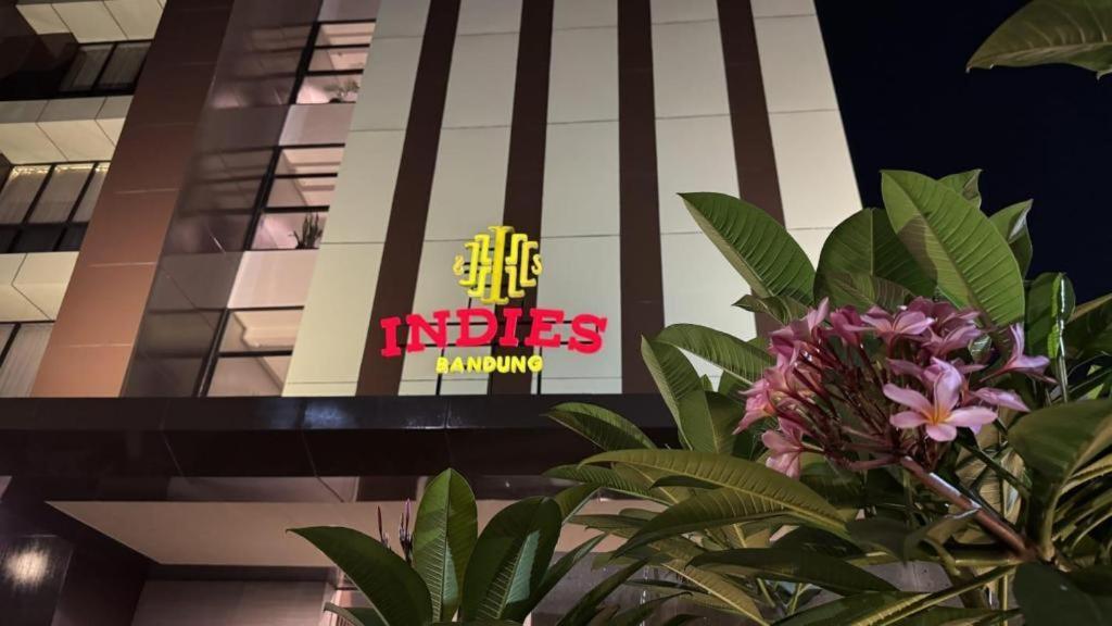 Indies Hotel Bandung Extérieur photo