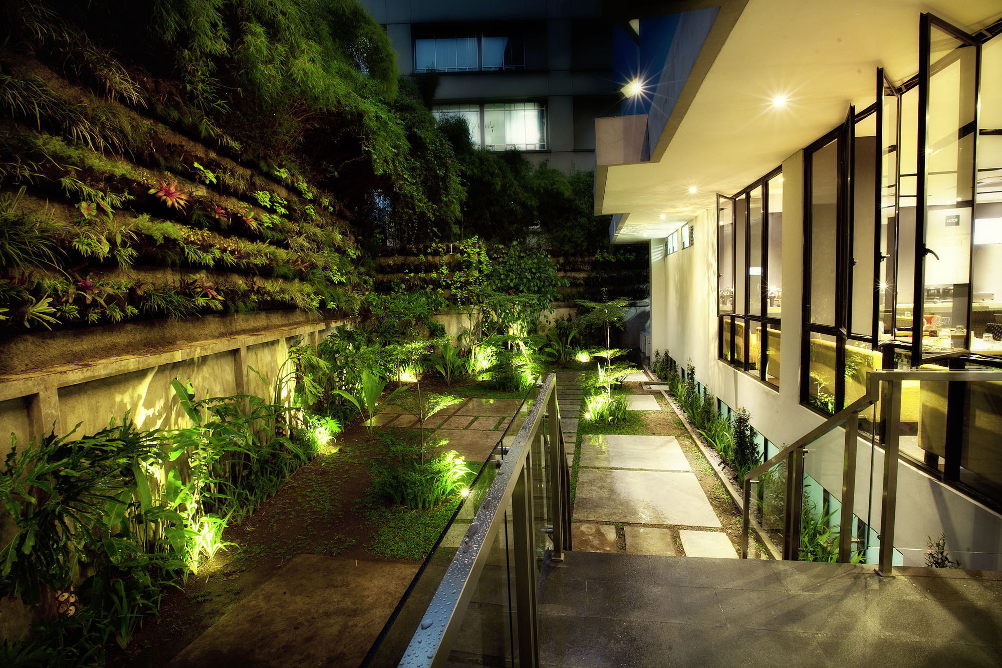 Indies Hotel Bandung Extérieur photo